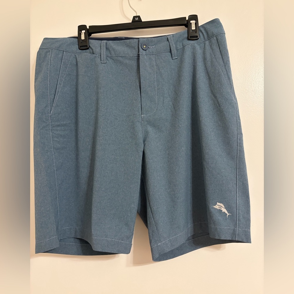 Tommy Bahama shorts denim blue size 34